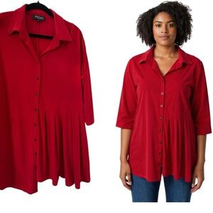 Red Coral Red Button-Down Women's Shirt with pleats